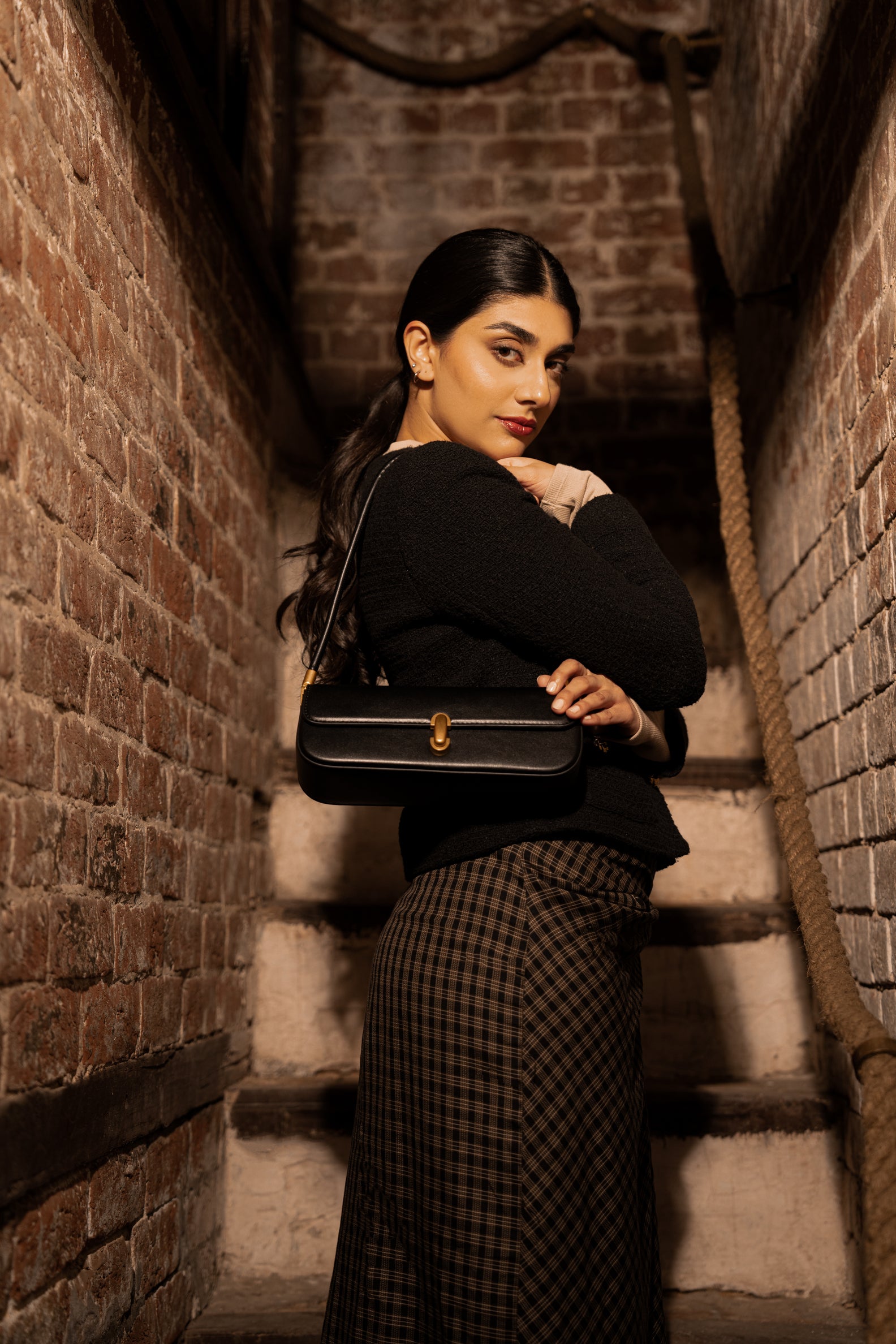 Elara Shoulder Bag- Black